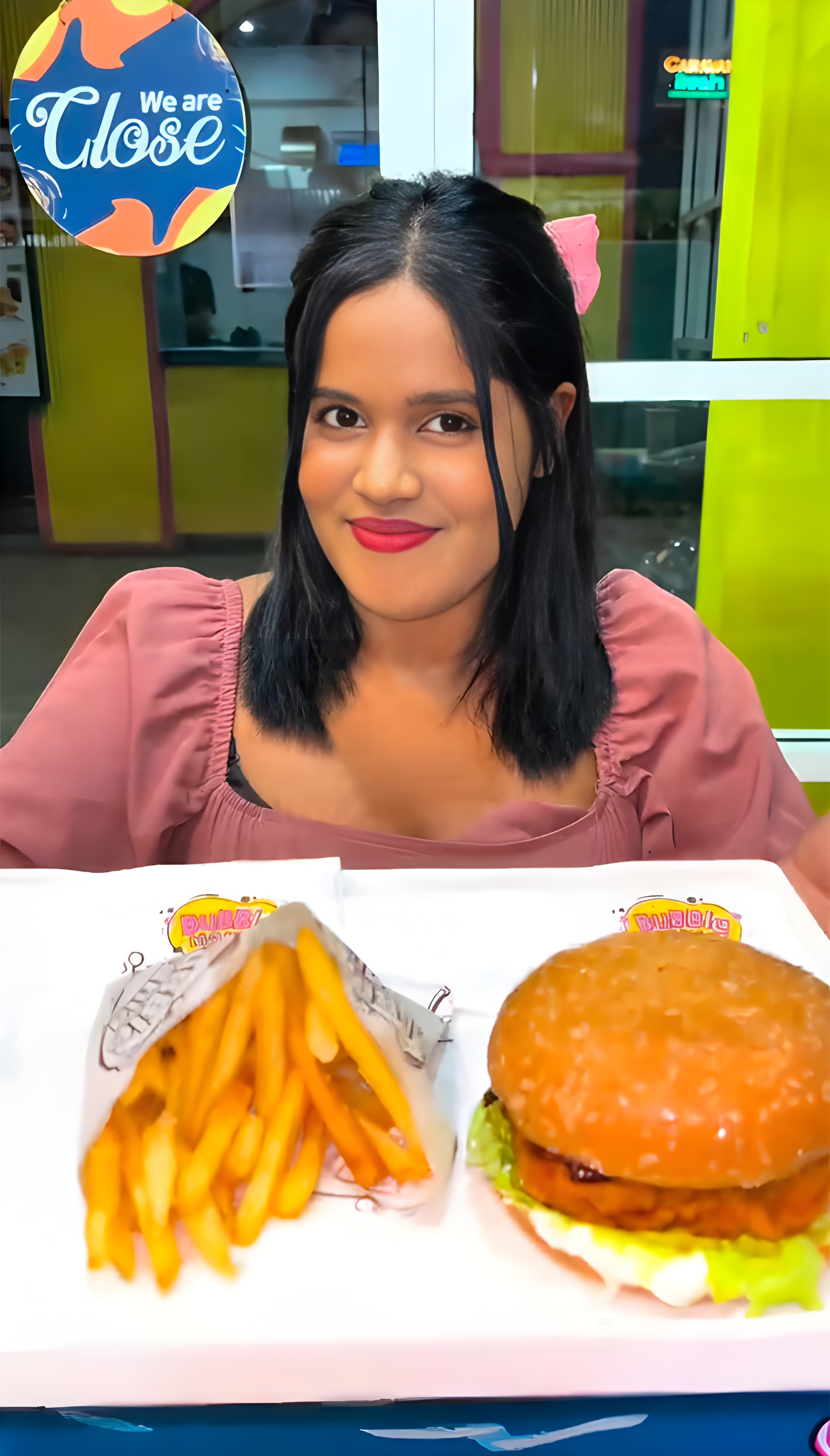 Bubble Drinks, Burgers & Sweet Waffles Feature – Bubble Mania Collaboration